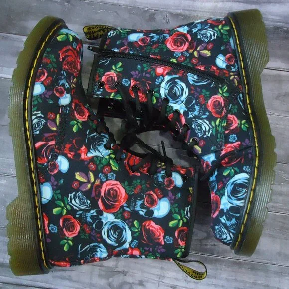 SIZE 6 L. Dr Martens Pascal Rose Fantasy Skull Lace Up Ankle Boots. - Picture 7 of 16